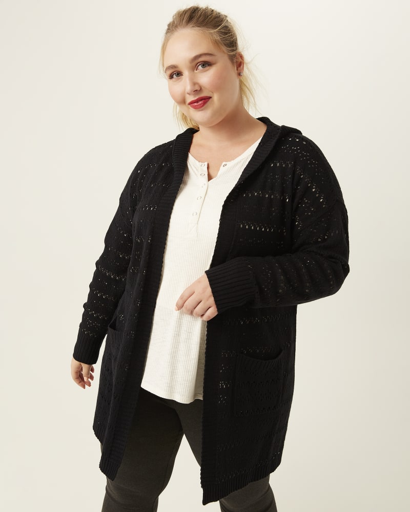 Plus size model with pear body shape wearing Piper Hooded Cardigan by Downing Studio | Dia&Co | dia_product_style_image_id:168534